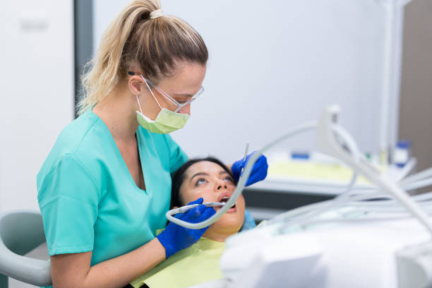 Best Cracked Tooth Emergency Dentist  in Janesville, MN